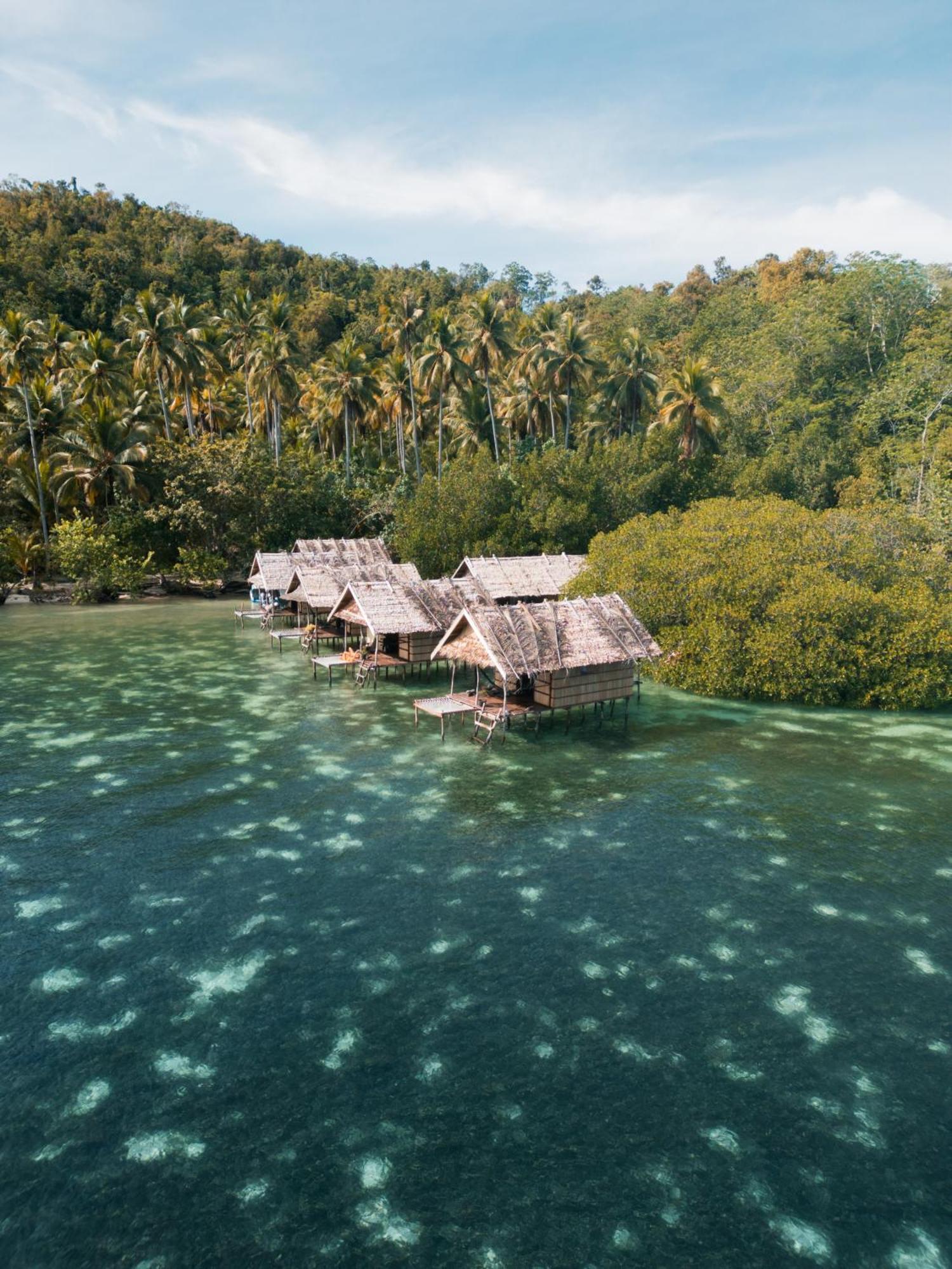 Mansuar Raja Ampat Bungalows Kri Esterno foto